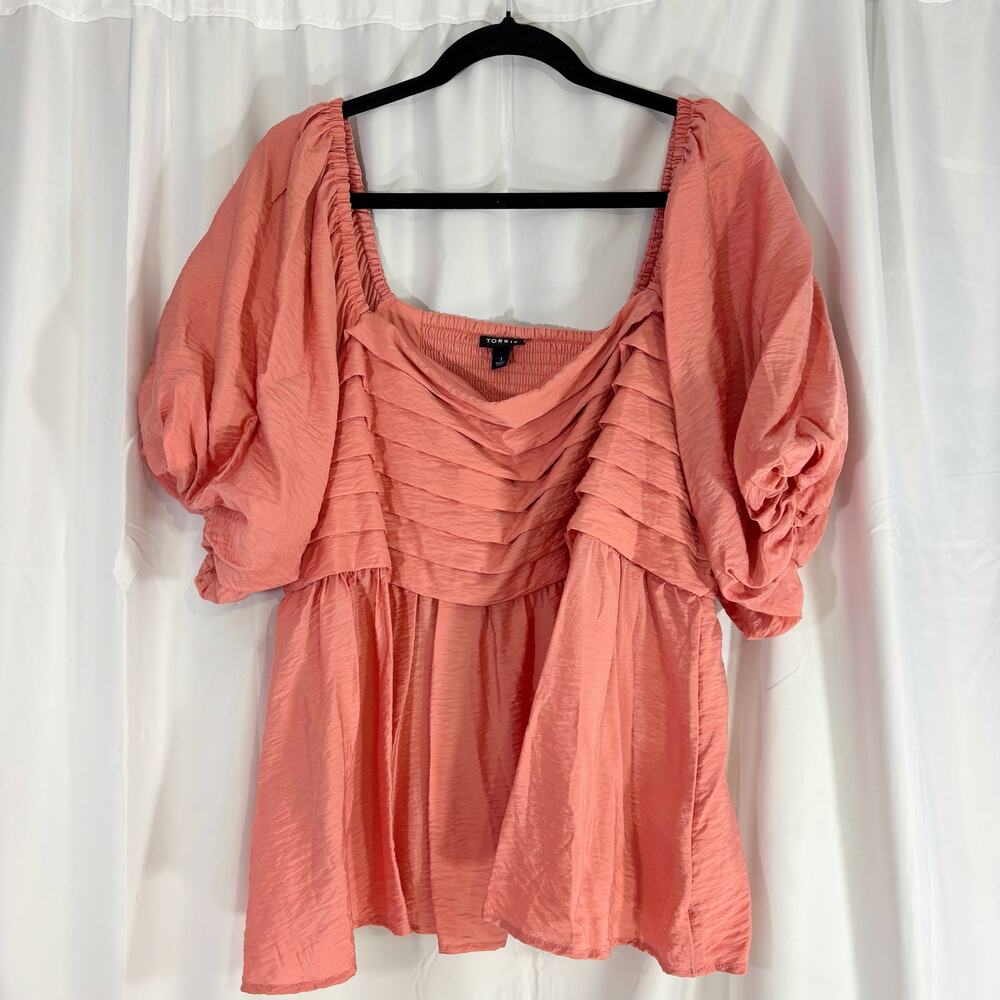 Torrid Ruched Pink Puff Sleeve Top Size 1 (14/16) Women’s Plus Size Blouse - Picture 3 of 9